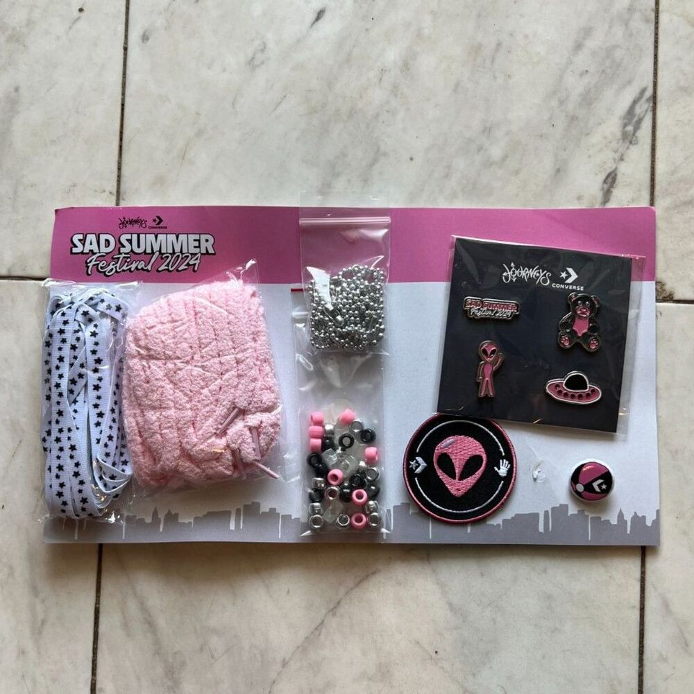 Sad Summer Fest 2024 Gift Bag - Pins/Patch/Lanyard/Laces/Beads - Picture 5 of 6